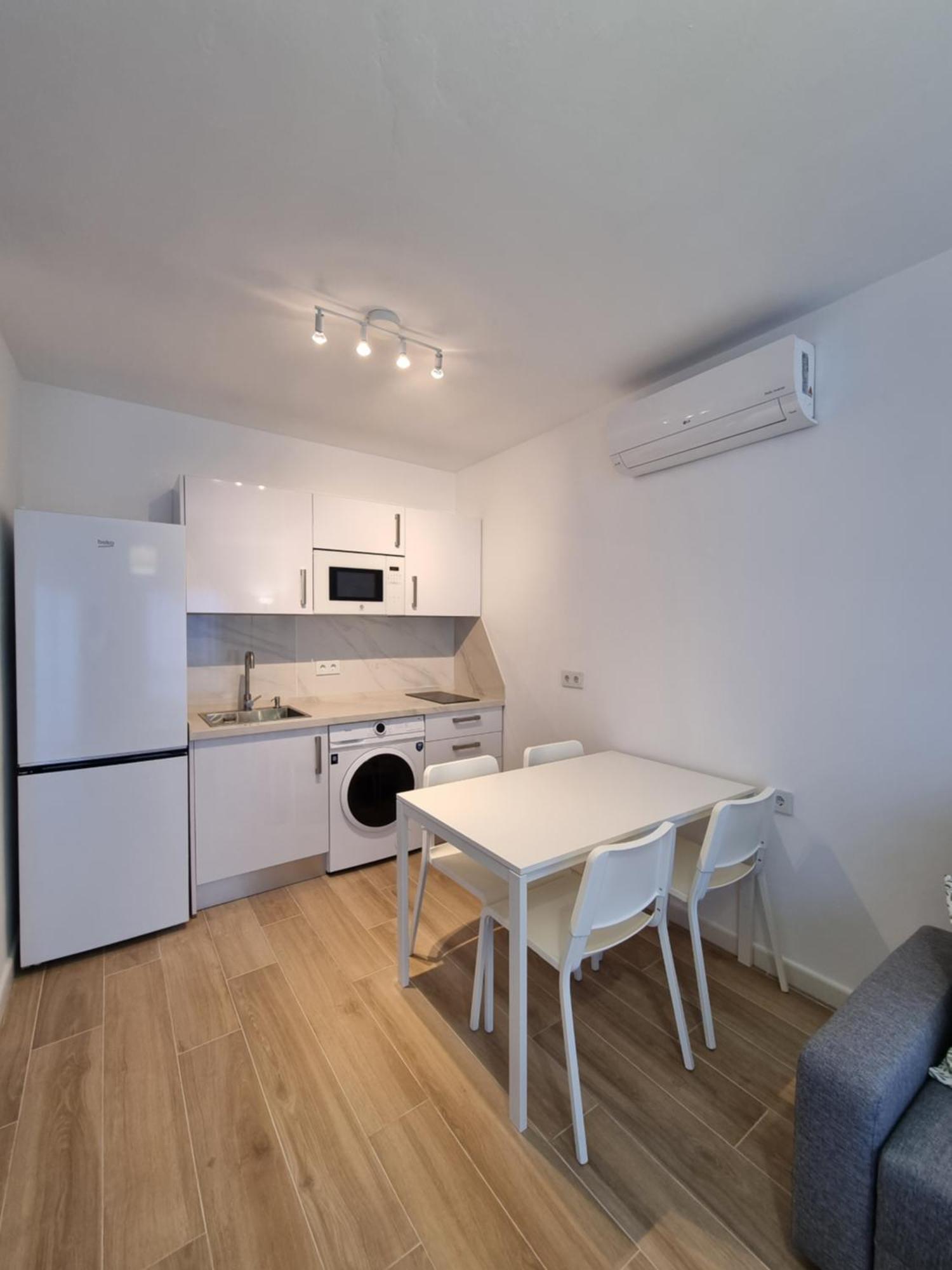 Apartamento Playa Victoria I Кадис Экстерьер фото