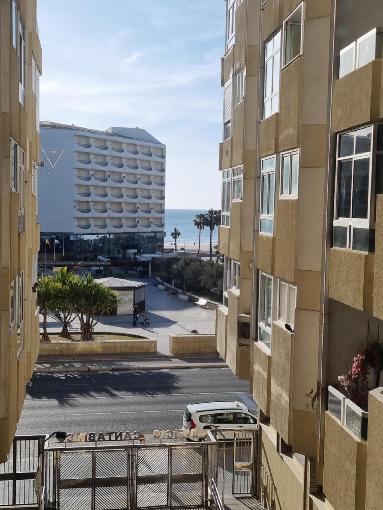 Apartamento Playa Victoria I Кадис Экстерьер фото